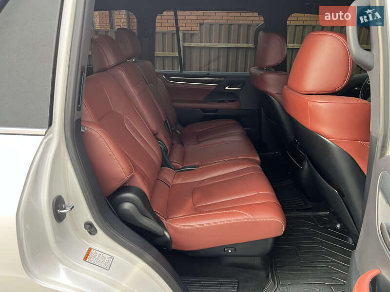 Позашляховик / Кросовер Lexus LX 2019 в Вінниці