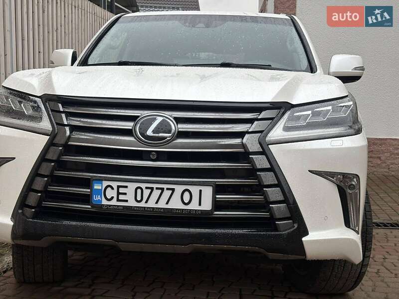 Позашляховик / Кросовер Lexus LX 2016 в Чернівцях
