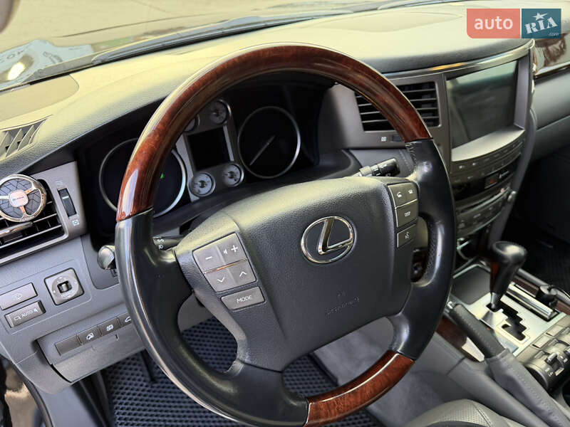 Внедорожник / Кроссовер Lexus LX 2010 в Днепре фото 25 Внедорожник / Кроссовер Lexus LX 2010 в Днепре