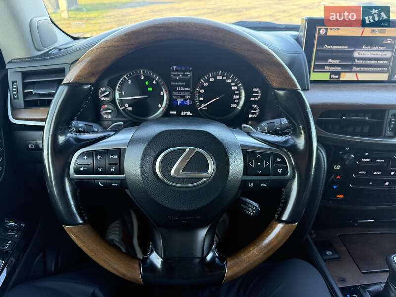 Внедорожник / Кроссовер Lexus LX 2017 в Ивано-Франковске фото 25 Внедорожник / Кроссовер Lexus LX 2017 в Ивано-Франковске
