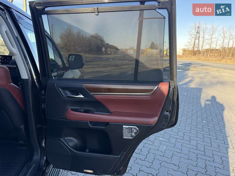 Внедорожник / Кроссовер Lexus LX 2017 в Ивано-Франковске фото 37 Внедорожник / Кроссовер Lexus LX 2017 в Ивано-Франковске