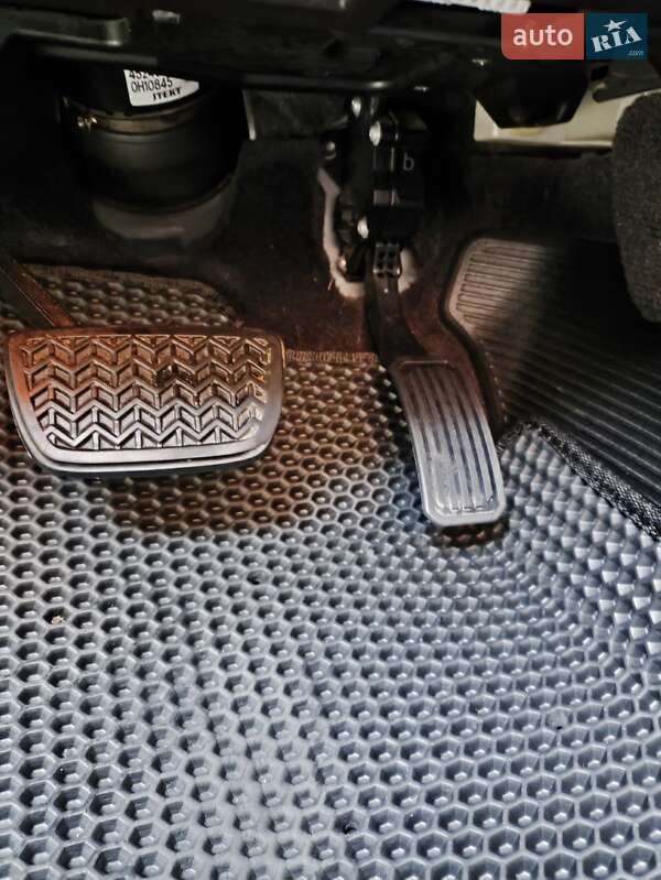 Внедорожник / Кроссовер Lexus LX 2010 в Одессе фото 35 Внедорожник / Кроссовер Lexus LX 2010 в Одессе