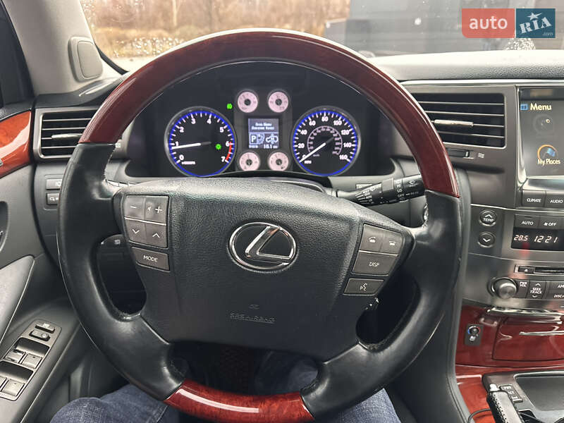 Внедорожник / Кроссовер Lexus LX 2008 в Львове