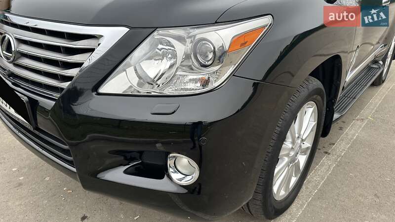 Позашляховик / Кросовер Lexus LX 2008 в Івано-Франківську