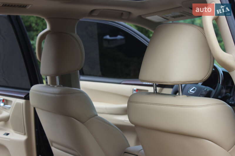 Внедорожник / Кроссовер Lexus LX 2010 в Днепре