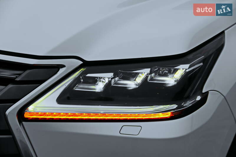 Внедорожник / Кроссовер Lexus LX 2017 в Днепре