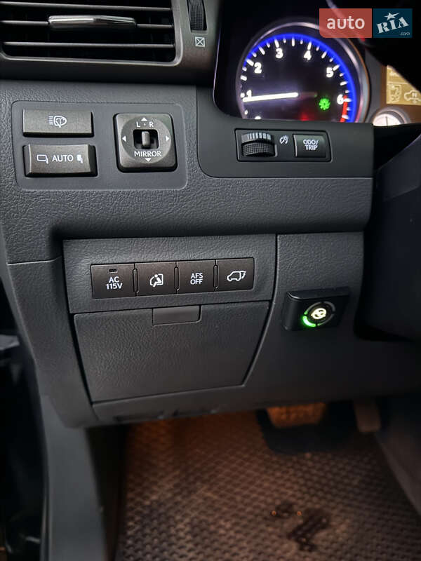 Внедорожник / Кроссовер Lexus LX 2008 в Киеве фото 13 Внедорожник / Кроссовер Lexus LX 2008 в Киеве