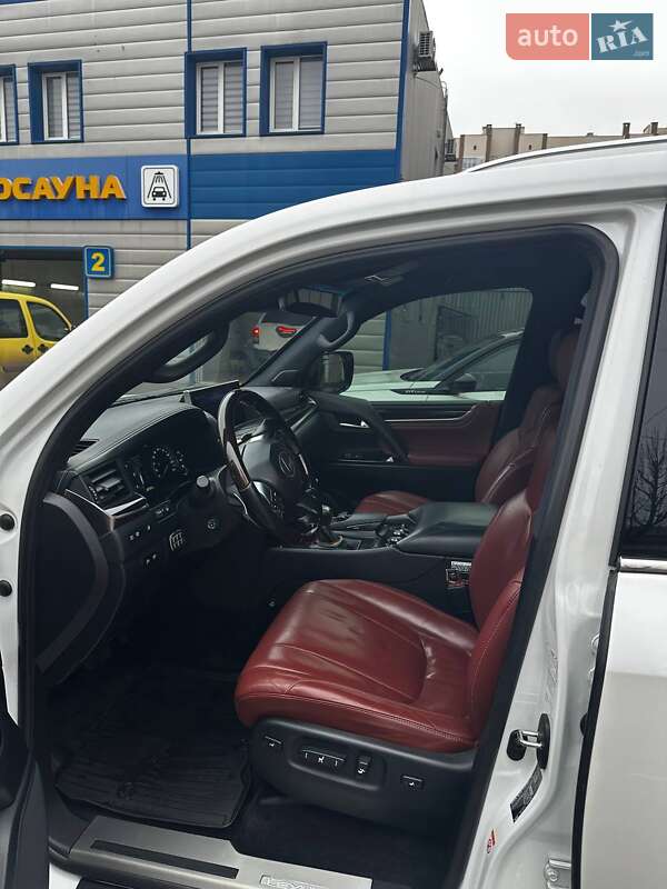 Внедорожник / Кроссовер Lexus LX 2017 в Кременчуге фото 11 Внедорожник / Кроссовер Lexus LX 2017 в Кременчуге
