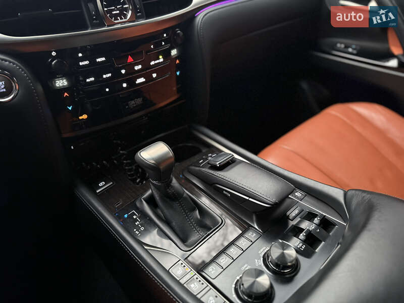 Внедорожник / Кроссовер Lexus LX 2016 в Белой Церкви фото 30 Внедорожник / Кроссовер Lexus LX 2016 в Белой Церкви