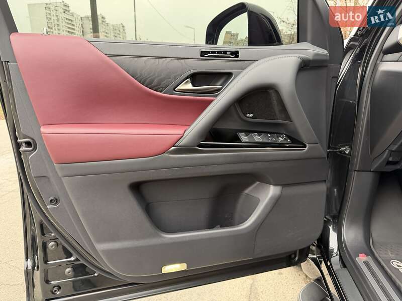 Внедорожник / Кроссовер Lexus LX 2022 в Киеве фото 13 Внедорожник / Кроссовер Lexus LX 2022 в Киеве