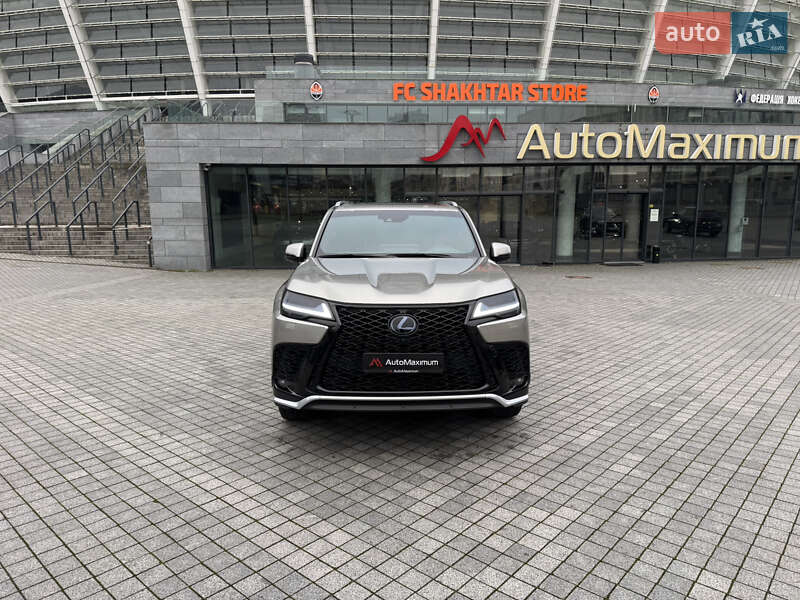 Внедорожник / Кроссовер Lexus LX 2022 в Киеве