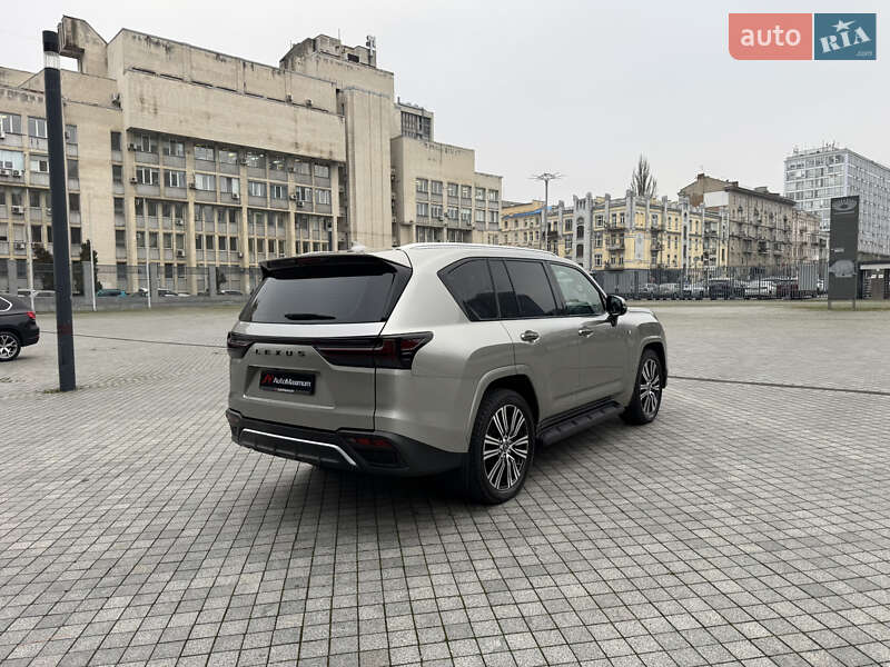 Внедорожник / Кроссовер Lexus LX 2022 в Киеве