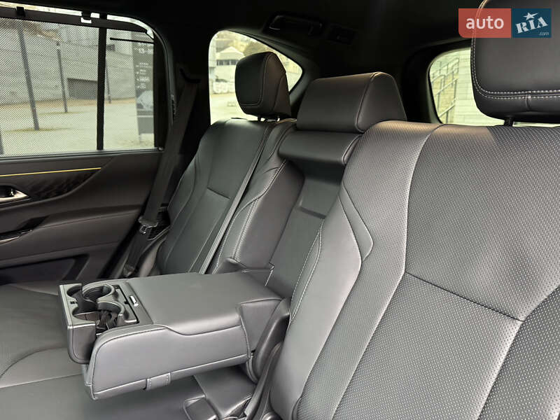 Внедорожник / Кроссовер Lexus LX 2022 в Киеве