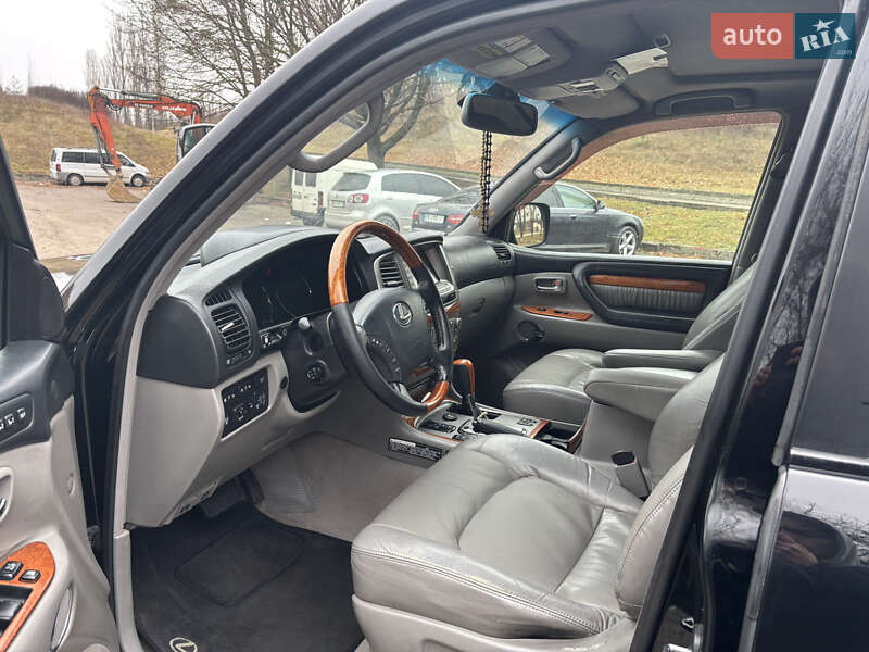 Внедорожник / Кроссовер Lexus LX 2007 в Ровно