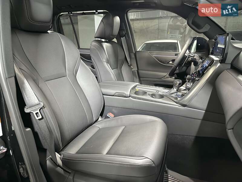 Внедорожник / Кроссовер Lexus LX 2025 в Днепре фото 42 Внедорожник / Кроссовер Lexus LX 2025 в Днепре
