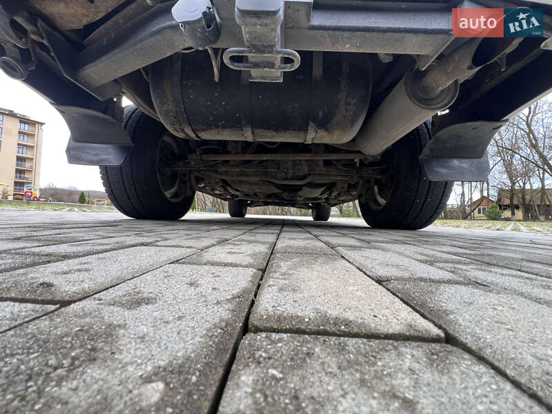 Внедорожник / Кроссовер Lexus LX 2001 в Сваляве фото 29 Внедорожник / Кроссовер Lexus LX 2001 в Сваляве