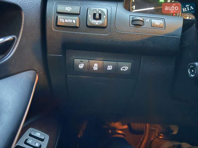 Внедорожник / Кроссовер Lexus LX 2013 в Киеве фото 34 Внедорожник / Кроссовер Lexus LX 2013 в Киеве