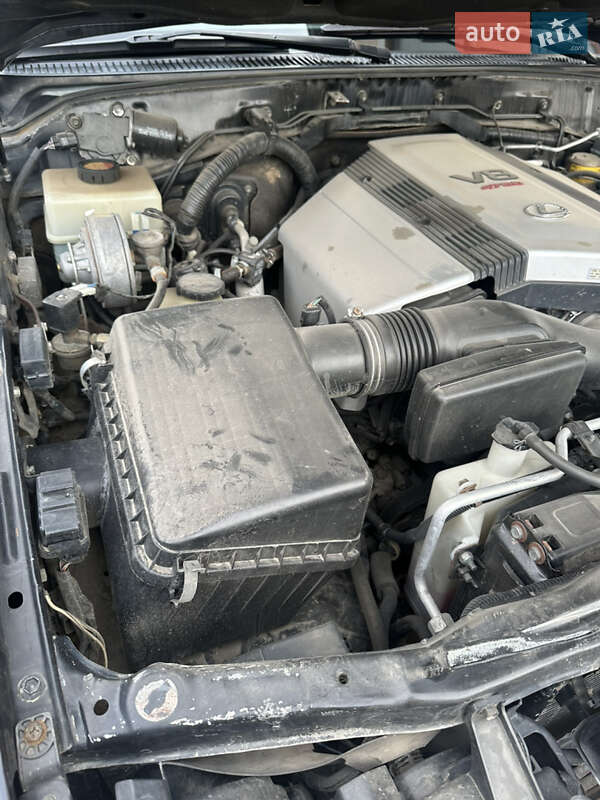 Внедорожник / Кроссовер Lexus LX 2006 в Новомиргороде