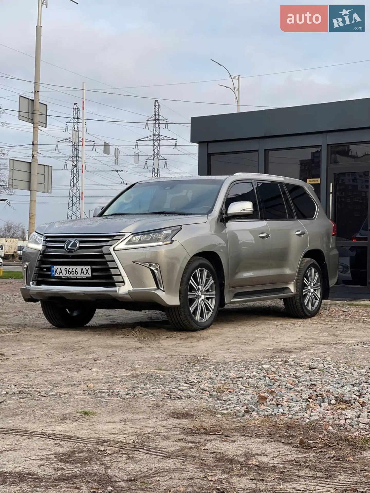 2016 Lexus LX - фото 1