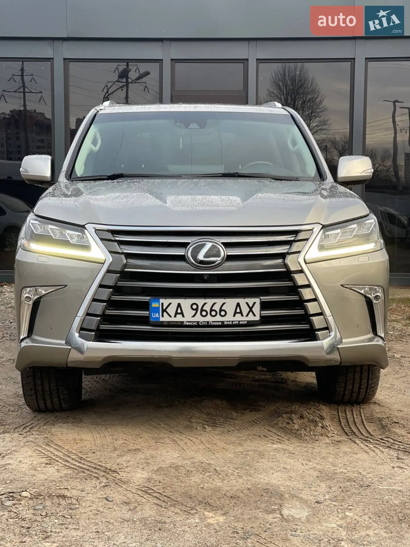 2016 Lexus LX - мініатюра 2