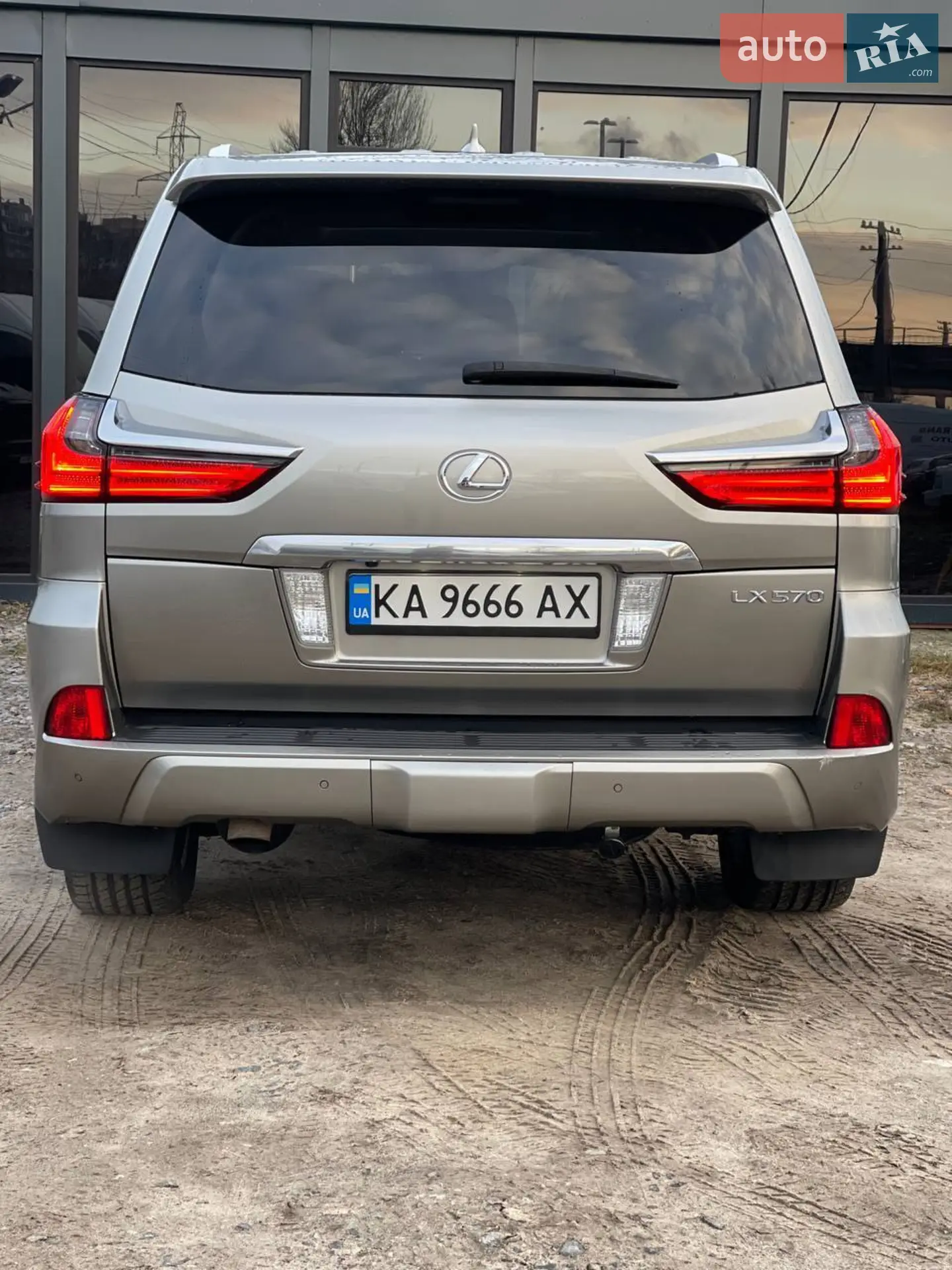 2016 Lexus LX - мініатюра 11