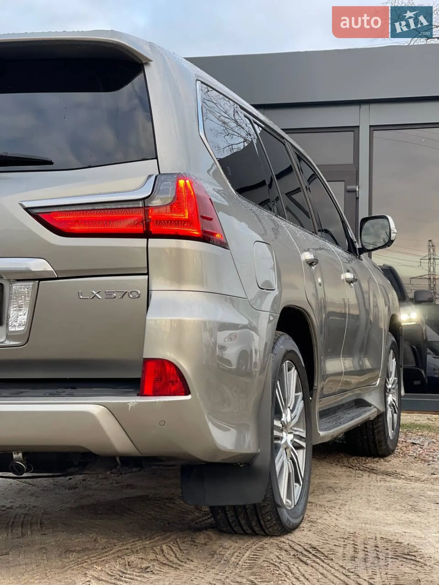 2016 Lexus LX - мініатюра 10