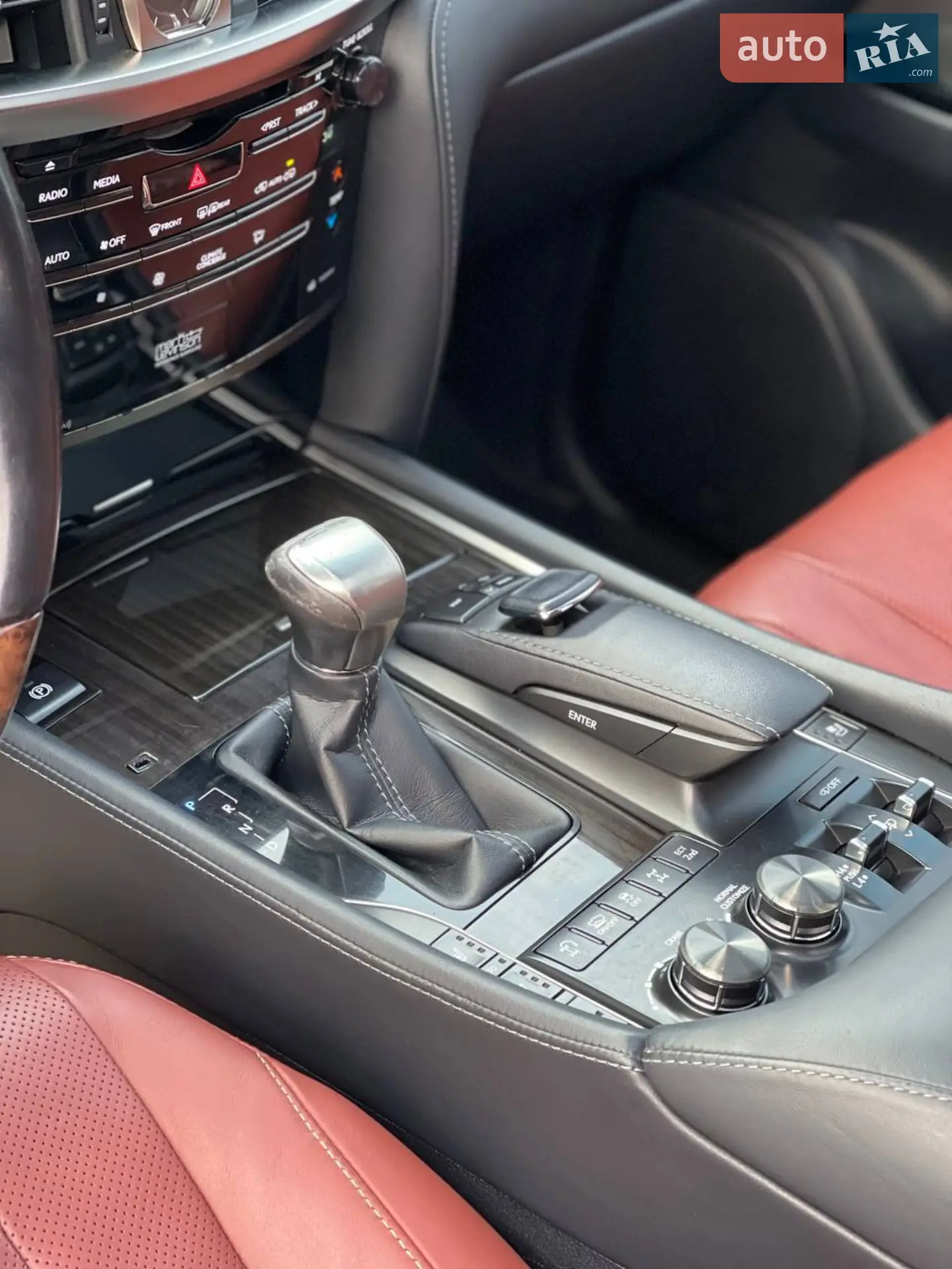 2016 Lexus LX - мініатюра 18