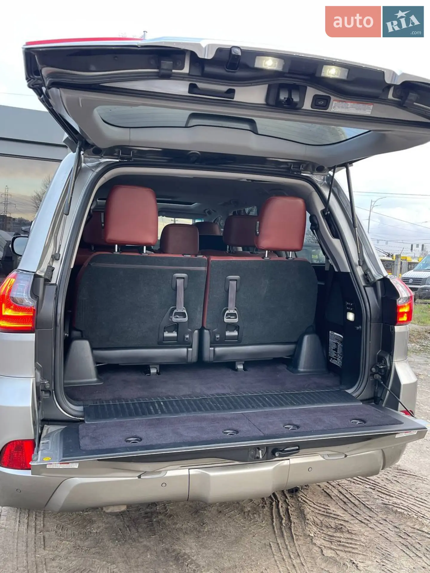 2016 Lexus LX - мініатюра 25