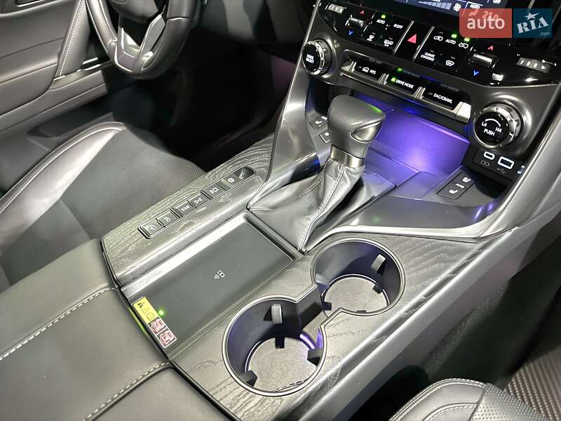 Внедорожник / Кроссовер Lexus LX 2023 в Днепре фото 39 Внедорожник / Кроссовер Lexus LX 2023 в Днепре