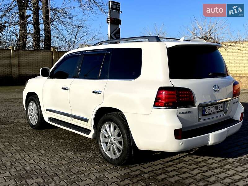 Внедорожник / Кроссовер Lexus LX 2008 в Черновцах