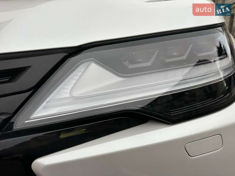 Внедорожник / Кроссовер Lexus LX 2022 в Киеве