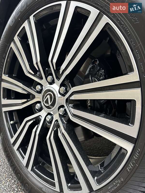 Внедорожник / Кроссовер Lexus LX 2022 в Киеве