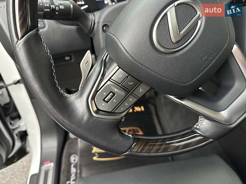 Внедорожник / Кроссовер Lexus LX 2022 в Киеве