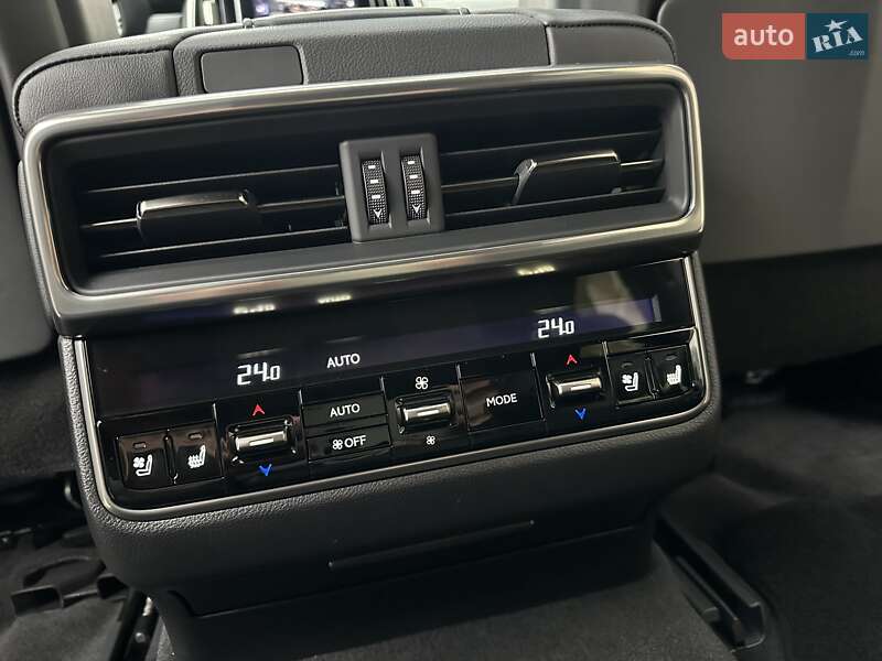 Внедорожник / Кроссовер Lexus LX 2022 в Киеве