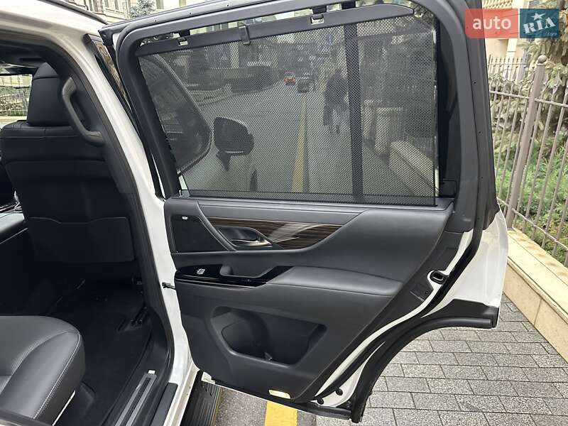 Внедорожник / Кроссовер Lexus LX 2022 в Киеве