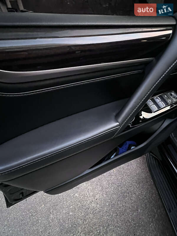 Внедорожник / Кроссовер Lexus LX 2019 в Киеве фото 36 Внедорожник / Кроссовер Lexus LX 2019 в Киеве