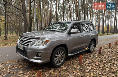 Внедорожник / Кроссовер Lexus LX 2010 в Киеве
