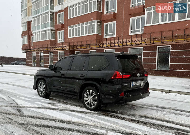 Внедорожник / Кроссовер Lexus LX 2016 в Умани