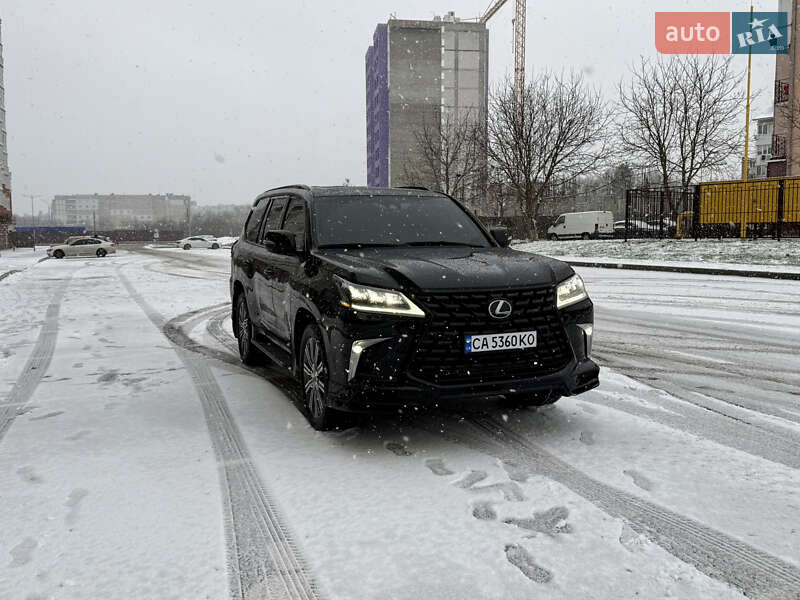 Внедорожник / Кроссовер Lexus LX 2016 в Умани