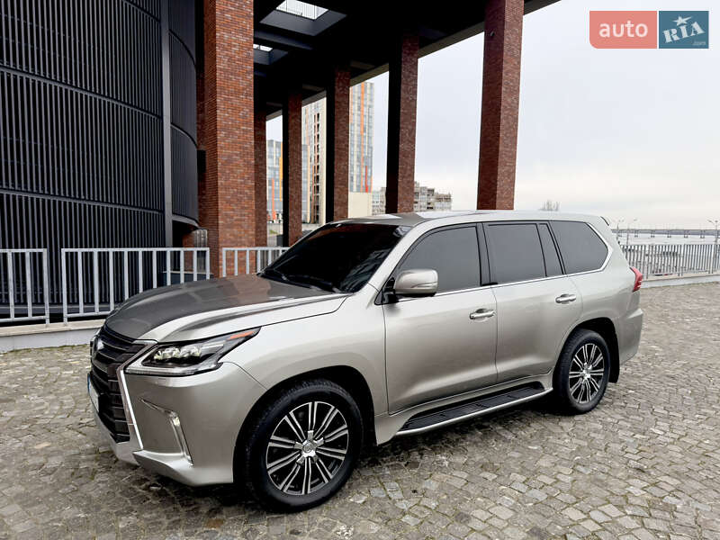 Внедорожник / Кроссовер Lexus LX 2016 в Днепре