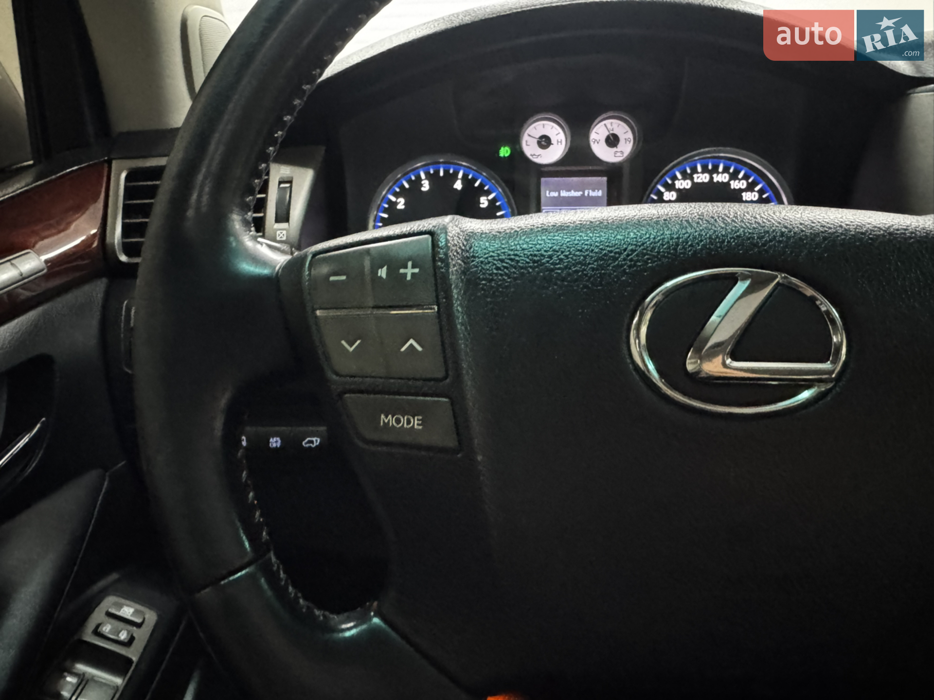 2010 Lexus LX - мініатюра 10