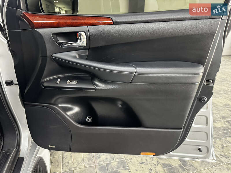 Внедорожник / Кроссовер Lexus LX 2010 в Одессе фото 20 Внедорожник / Кроссовер Lexus LX 2010 в Одессе