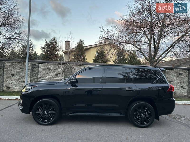 Внедорожник / Кроссовер Lexus LX 2018 в Днепре фото 9 Внедорожник / Кроссовер Lexus LX 2018 в Днепре