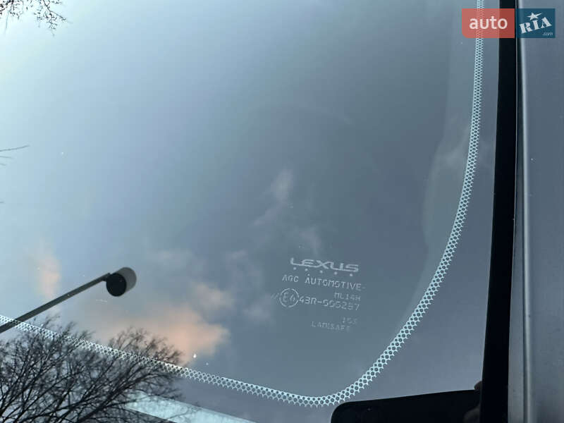 Внедорожник / Кроссовер Lexus LX 2018 в Днепре фото 11 Внедорожник / Кроссовер Lexus LX 2018 в Днепре