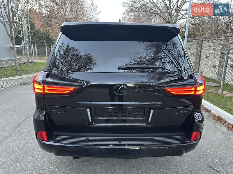 Внедорожник / Кроссовер Lexus LX 2018 в Днепре фото 13 Внедорожник / Кроссовер Lexus LX 2018 в Днепре