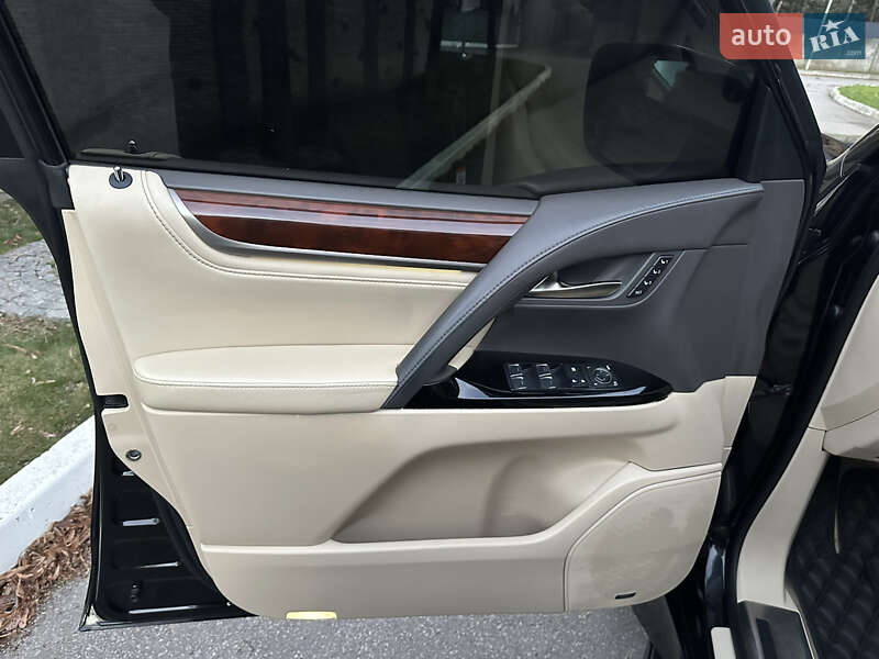 Внедорожник / Кроссовер Lexus LX 2018 в Днепре фото 33 Внедорожник / Кроссовер Lexus LX 2018 в Днепре