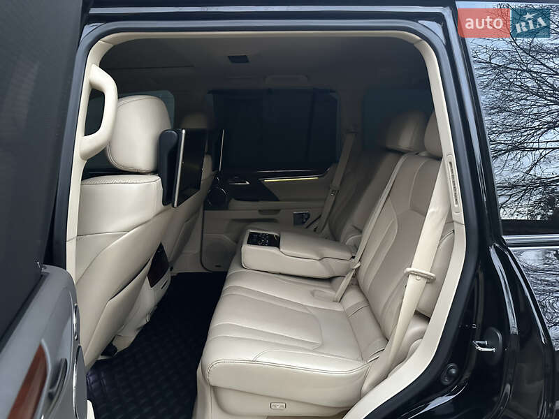 Внедорожник / Кроссовер Lexus LX 2018 в Днепре фото 44 Внедорожник / Кроссовер Lexus LX 2018 в Днепре