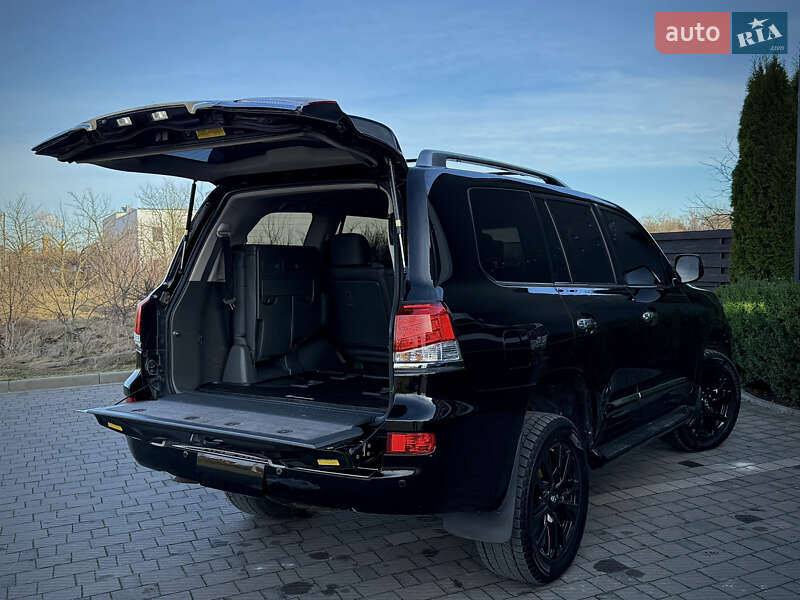 Внедорожник / Кроссовер Lexus LX 2008 в Стрые