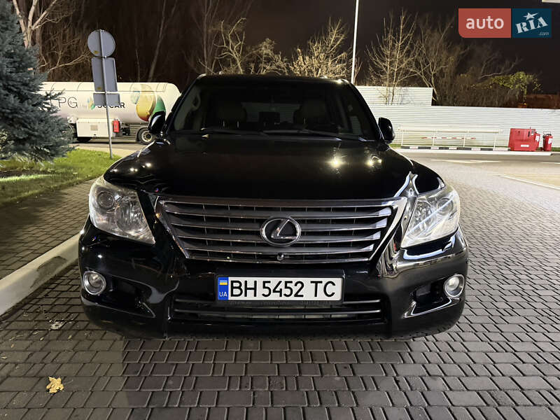 Внедорожник / Кроссовер Lexus LX 2008 в Одессе