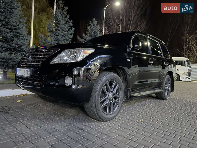 Внедорожник / Кроссовер Lexus LX 2008 в Одессе